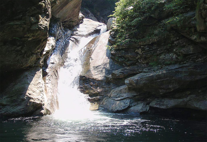cascata del torrente Fer